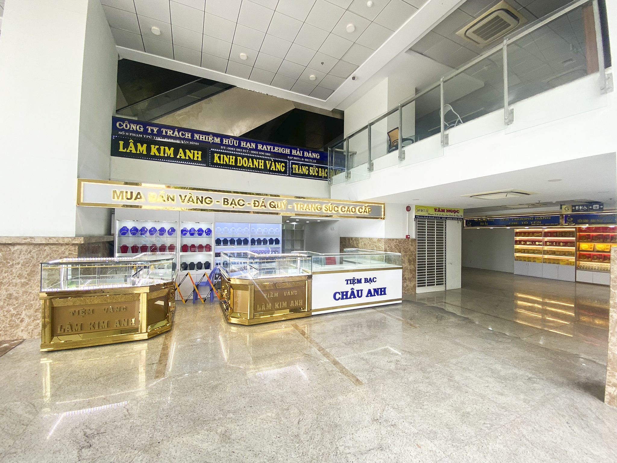 Vàng, Bạc, đá quý